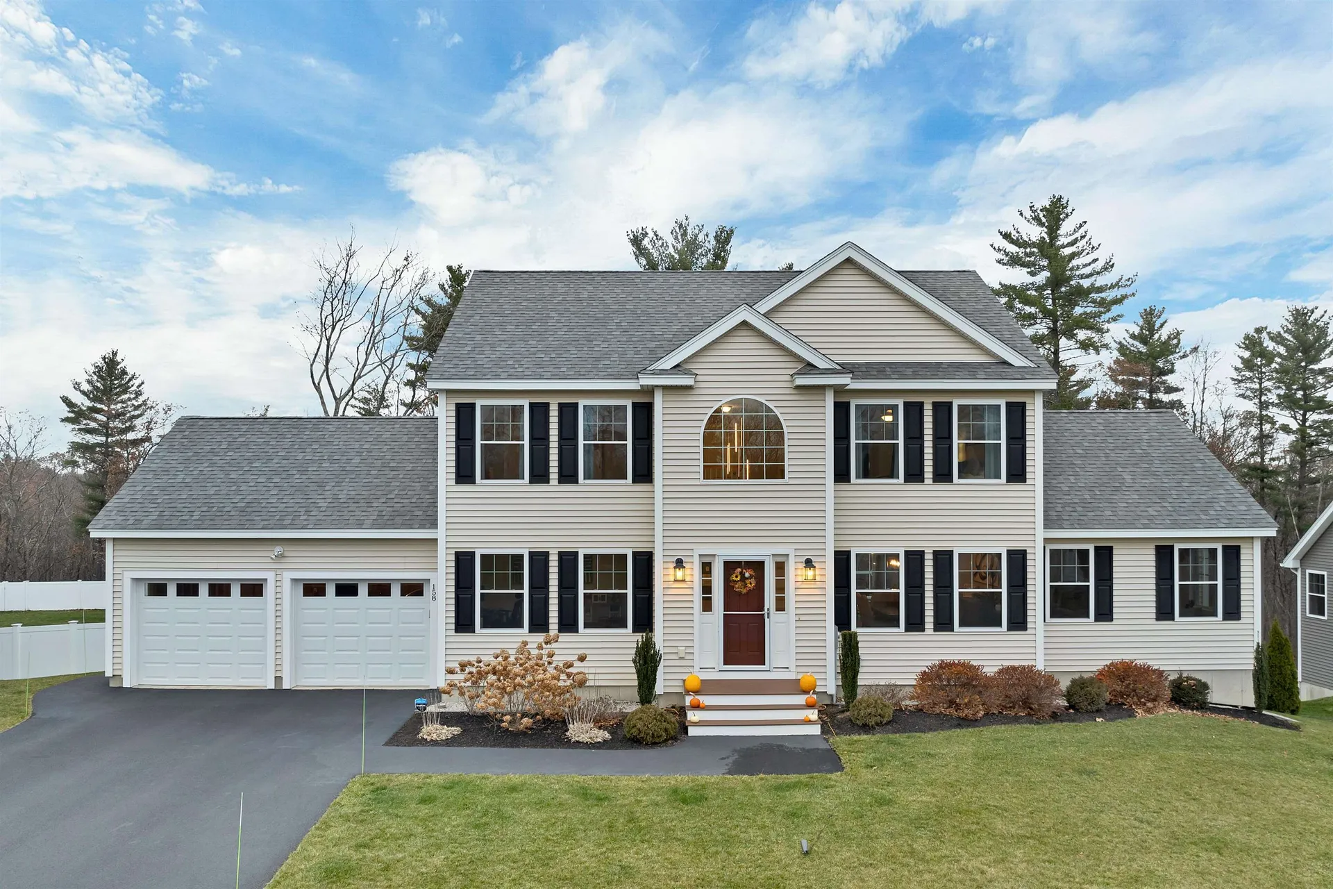 158 Standish Lane Hudson NH 03051