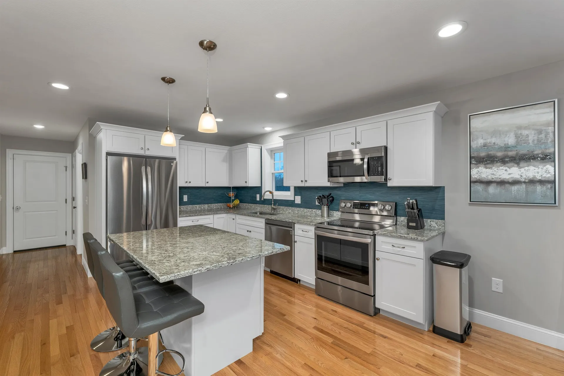 158 Standish Lane Hudson NH 03051