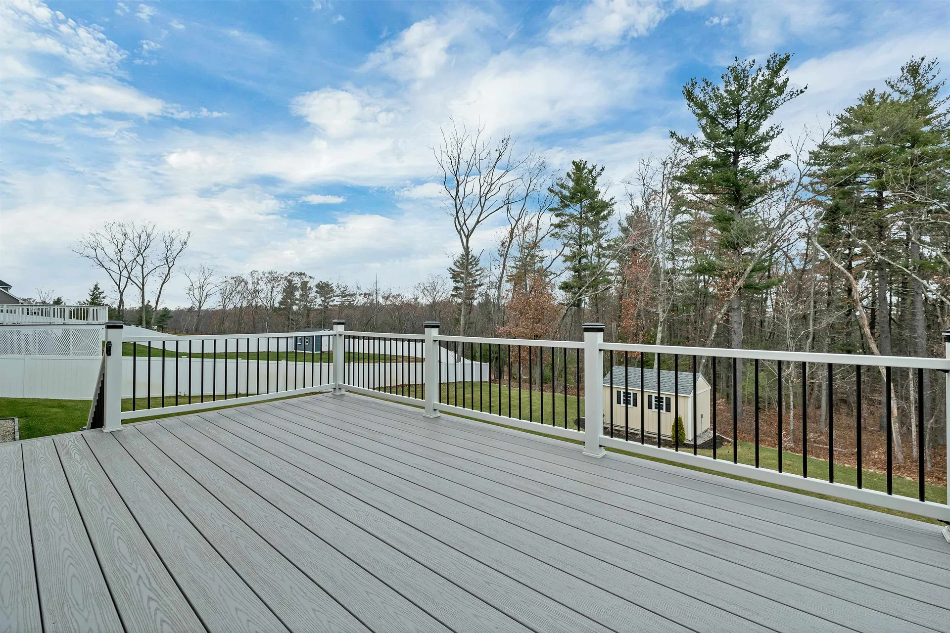 158 Standish Lane Hudson NH 03051