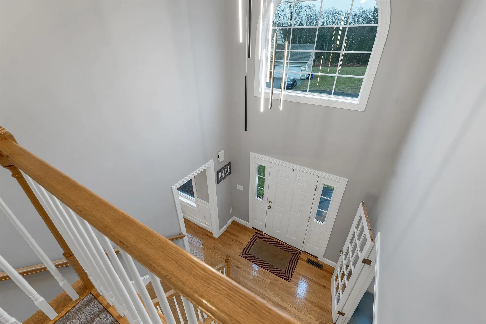 158 Standish Lane Hudson NH 03051