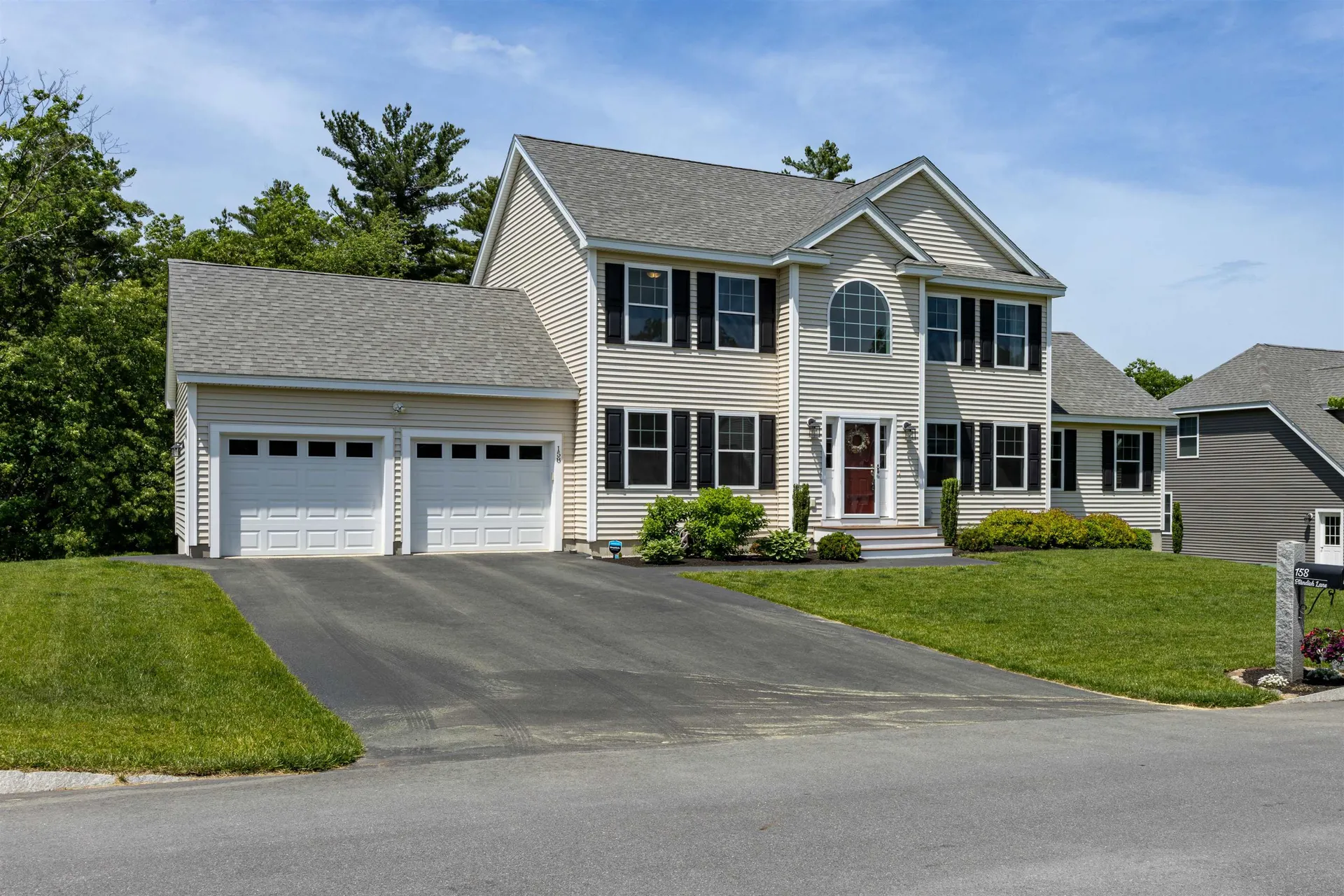 158 Standish Lane Hudson NH 03051