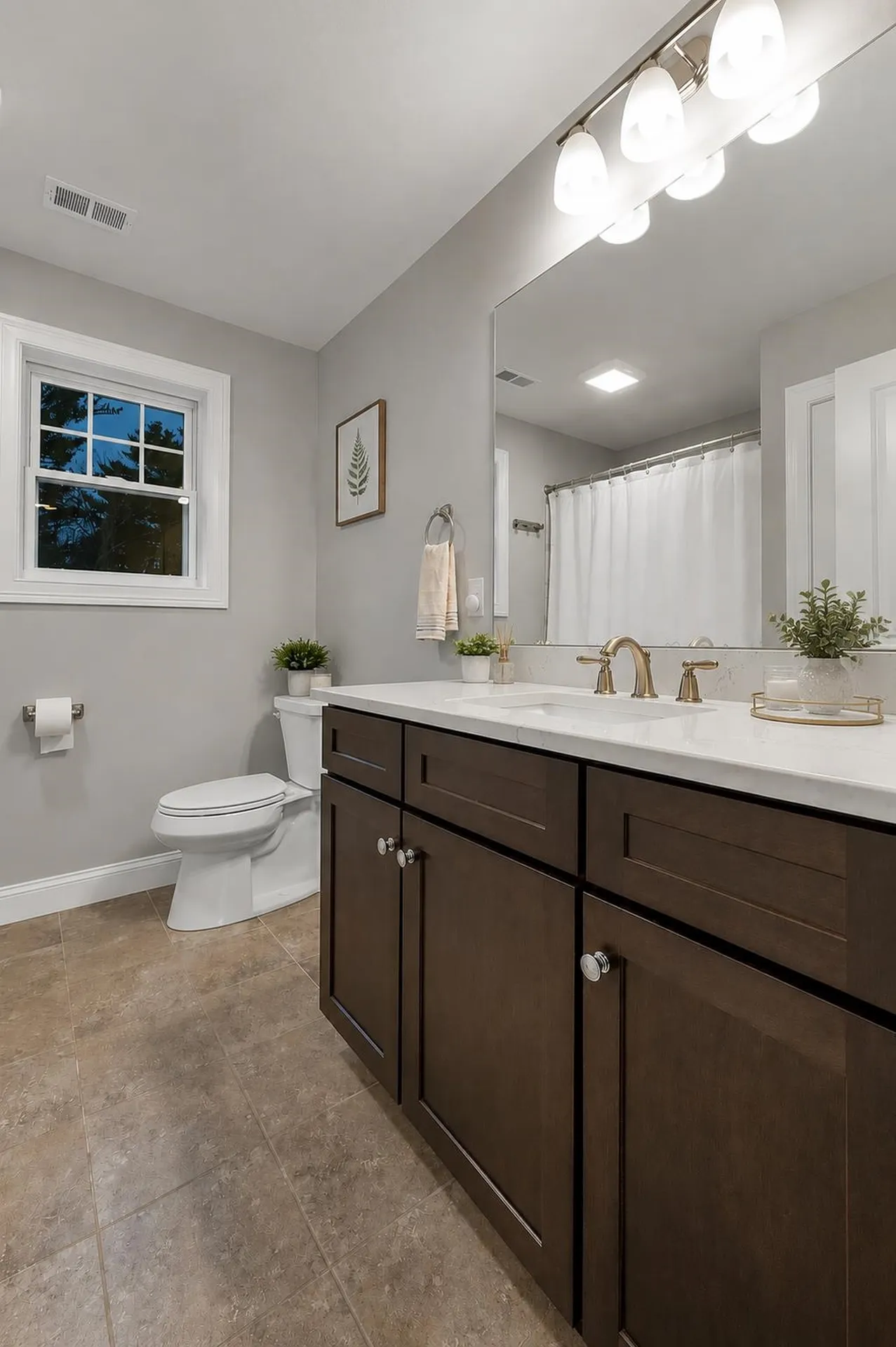158 Standish Lane Hudson NH 03051