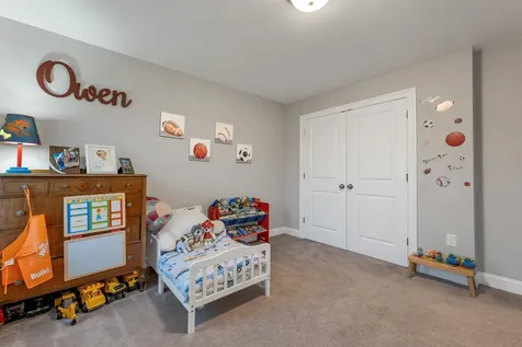 158 Standish Lane Hudson NH 03051