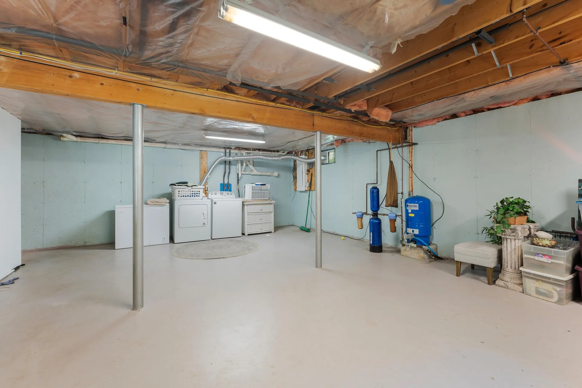 8 Locke Hill Lane Barrington NH 03825