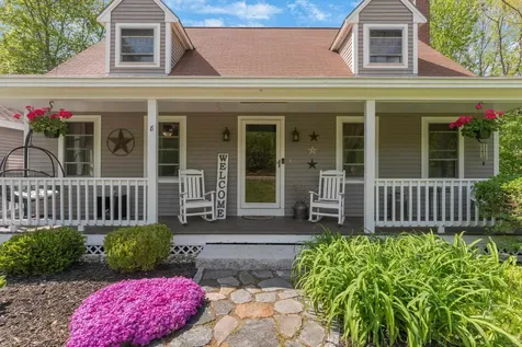 8 Locke Hill Lane Barrington NH 03825