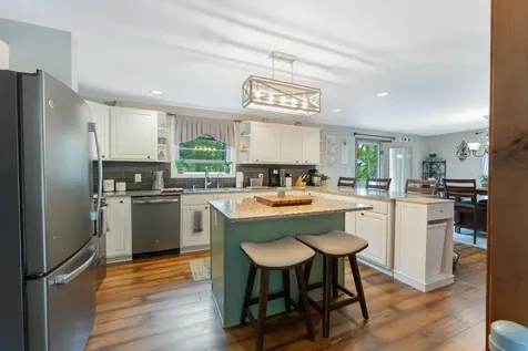8 Locke Hill Lane Barrington NH 03825
