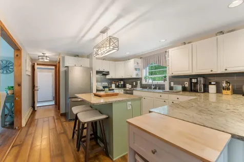 8 Locke Hill Lane Barrington NH 03825