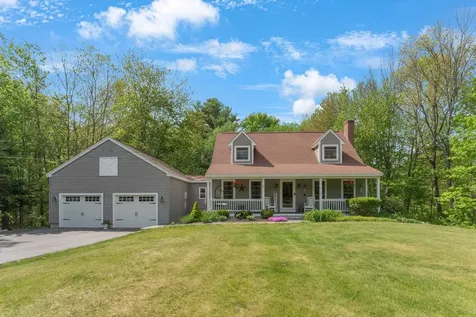 8 Locke Hill Lane Barrington NH 03825
