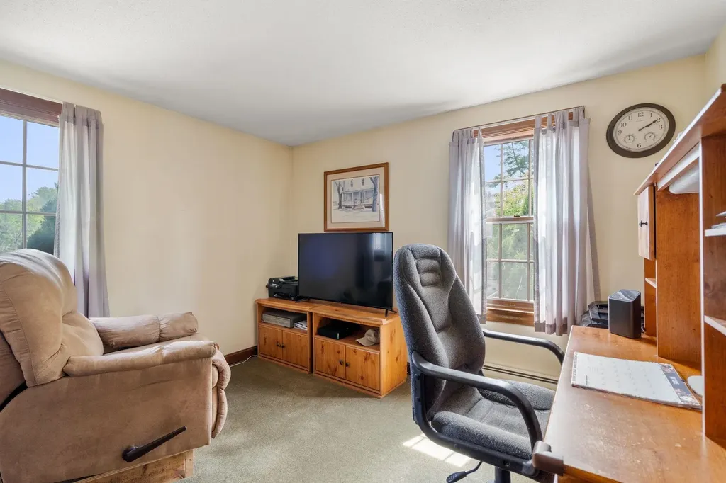 757 Hooksett Road Auburn NH 03032