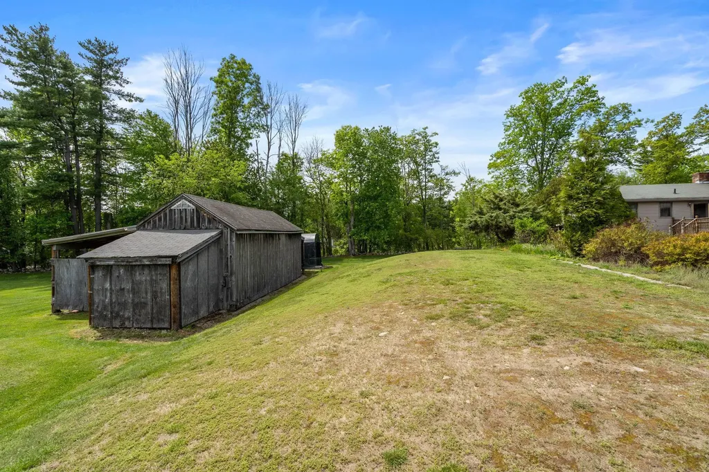 757 Hooksett Road Auburn NH 03032