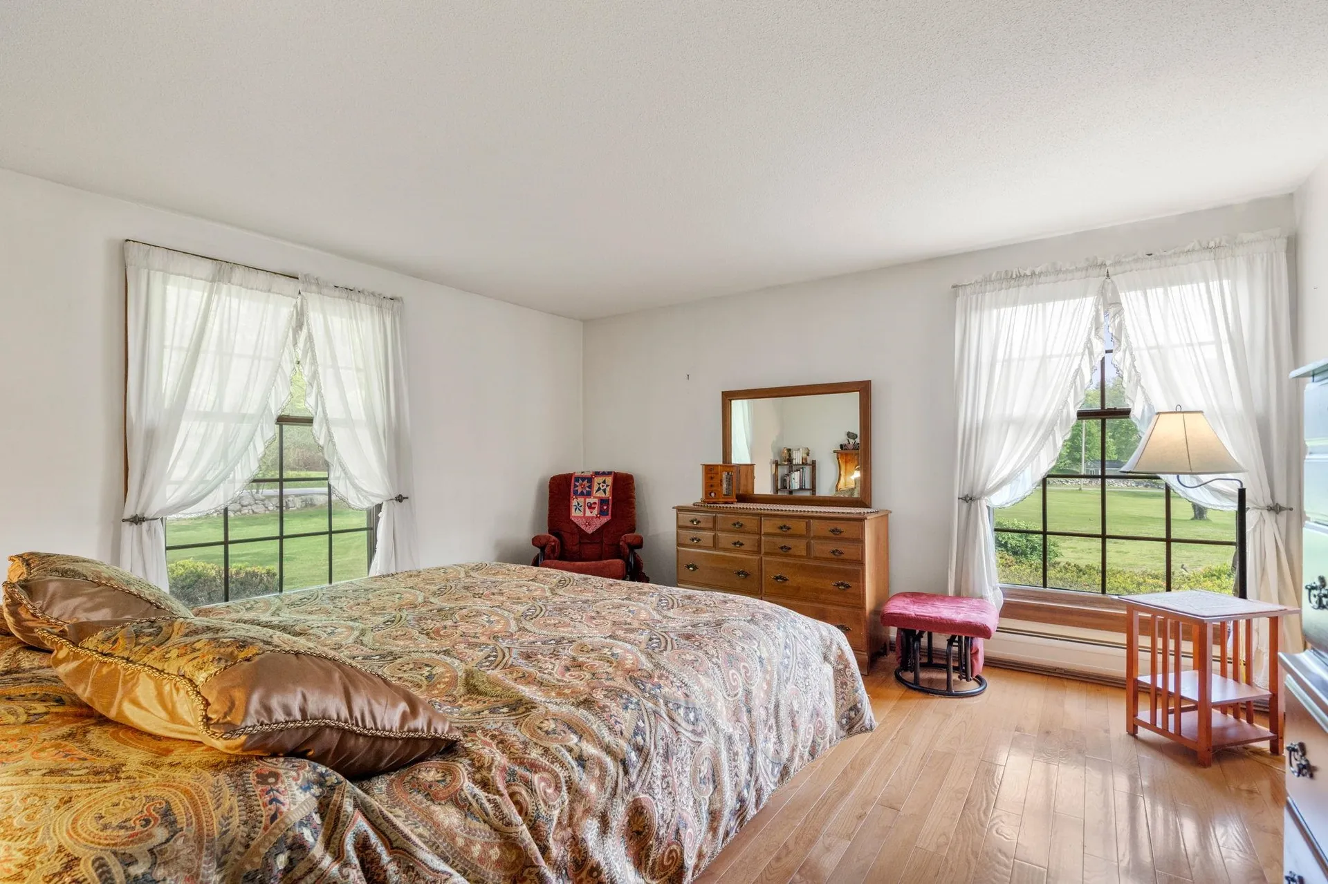 757 Hooksett Road Auburn NH 03032