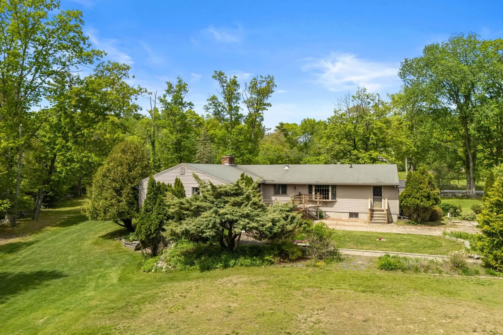 757 Hooksett Road Auburn NH 03032