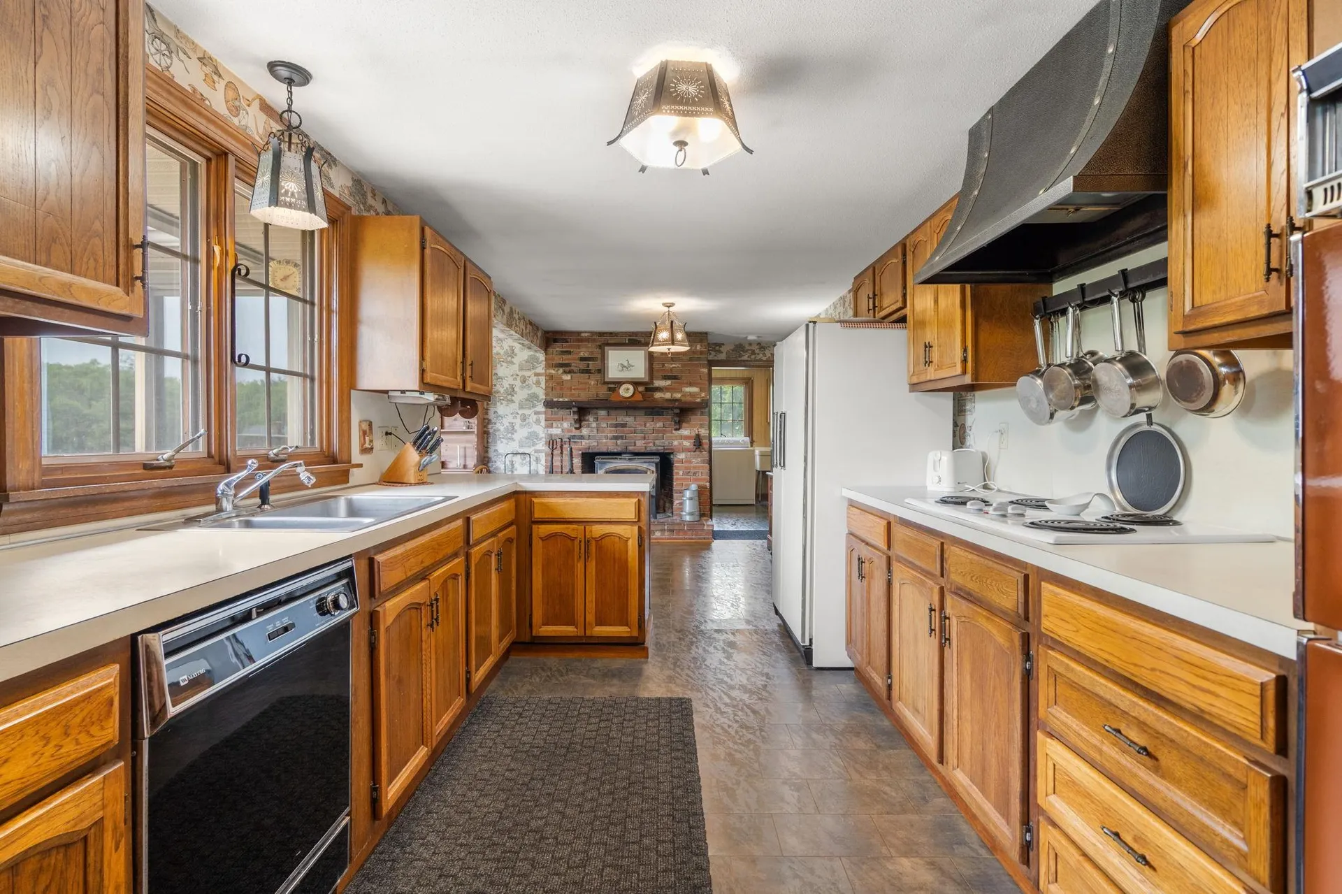 757 Hooksett Road Auburn NH 03032