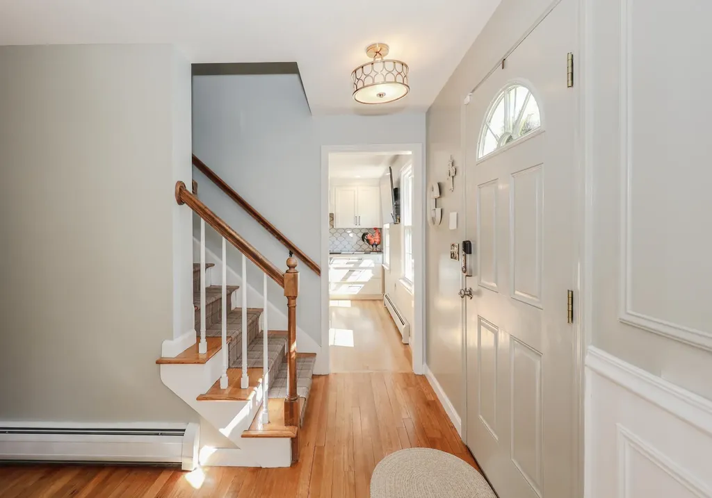 344 Coral Avenue Manchester NH 03104