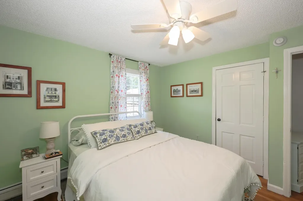 344 Coral Avenue Manchester NH 03104