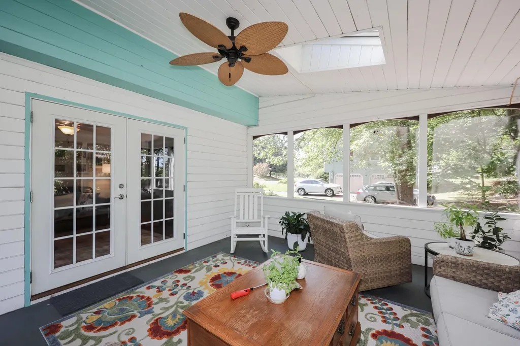 344 Coral Avenue Manchester NH 03104