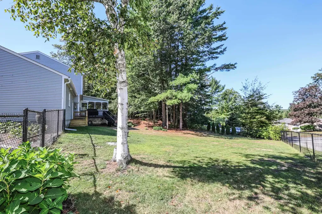344 Coral Avenue Manchester NH 03104