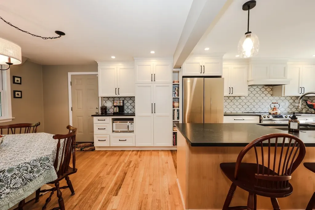 344 Coral Avenue Manchester NH 03104