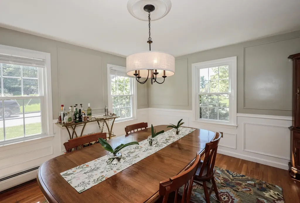 344 Coral Avenue Manchester NH 03104