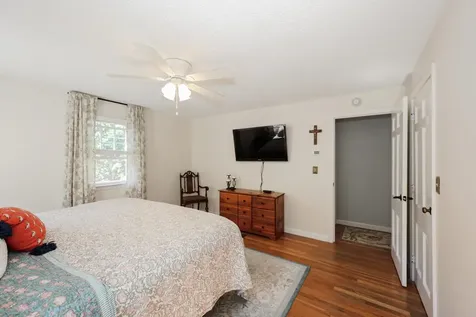 344 Coral Avenue Manchester NH 03104