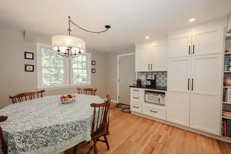344 Coral Avenue Manchester NH 03104