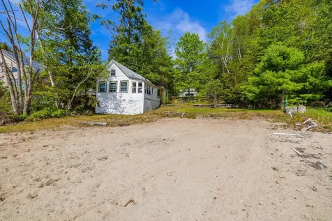 416 Shaker Boulevard Enfield NH 03748