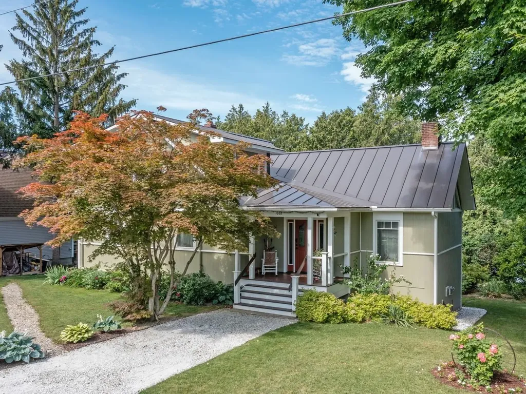 1088 Tri-town Road Addison VT 05491