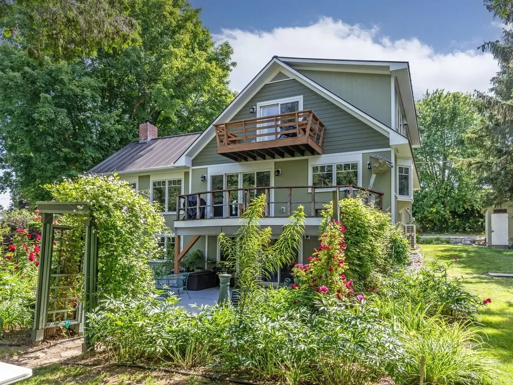 1088 Tri-town Road Addison VT 05491
