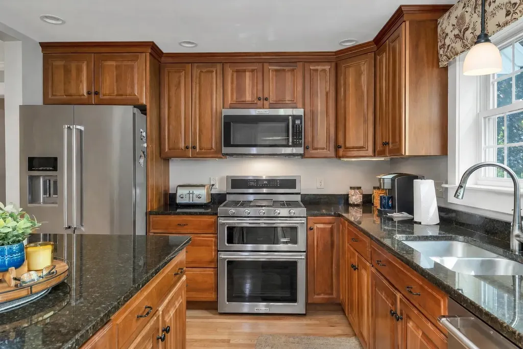2 Glendale Road Concord NH 03301