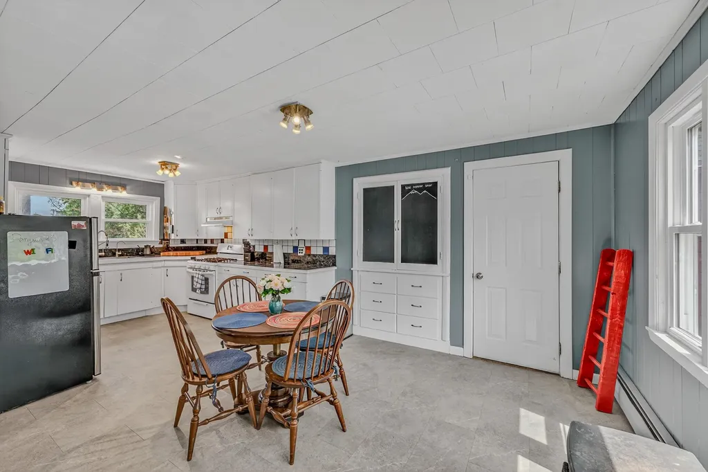 2710 Dartmouth College Highway Haverhill NH 03774