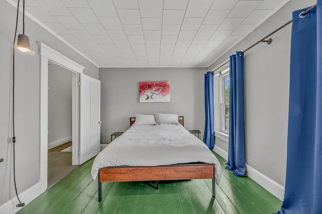 2710 Dartmouth College Highway Haverhill NH 03774
