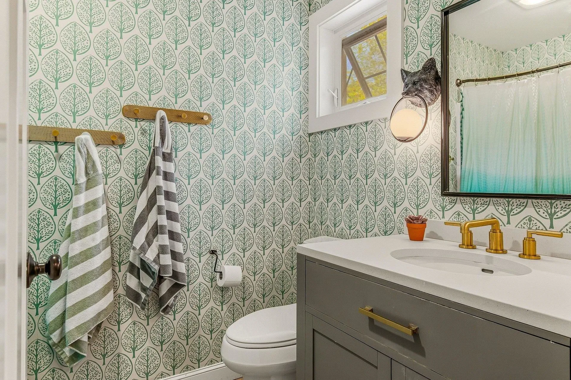 28 Laurel Court Portsmouth NH 03801
