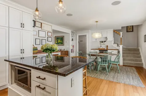 28 Laurel Court Portsmouth NH 03801