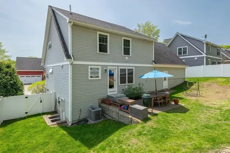 28 Laurel Court Portsmouth NH 03801