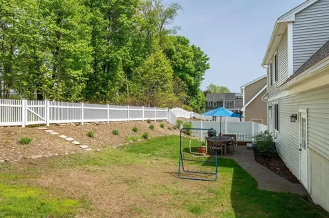28 Laurel Court Portsmouth NH 03801
