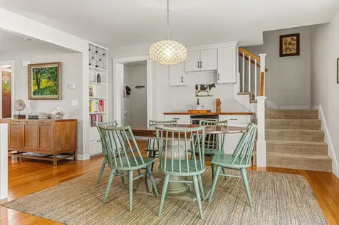 28 Laurel Court Portsmouth NH 03801