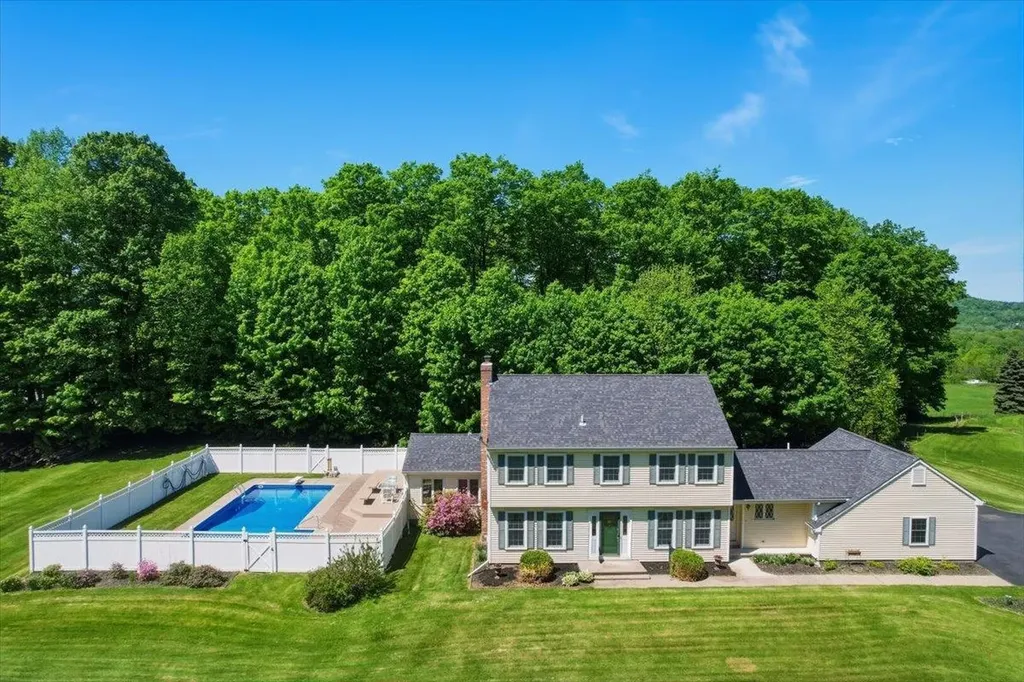 53 Rollin Irish Road Milton VT 05468