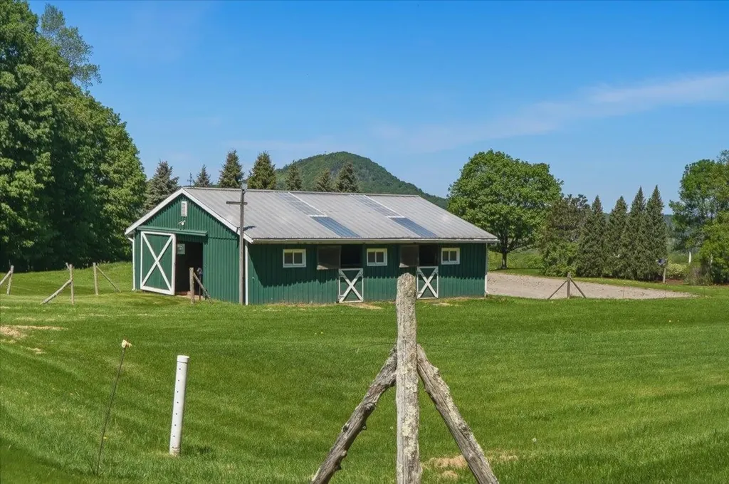 53 Rollin Irish Road Milton VT 05468