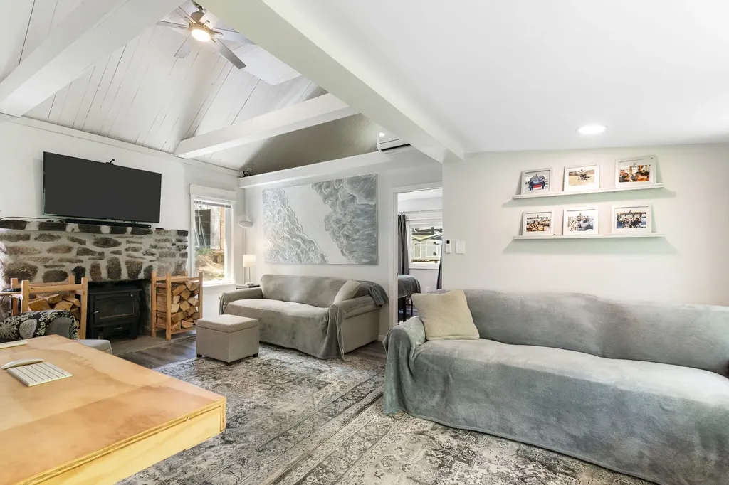 1644 Upper Dummerston Road Brattleboro VT 05301