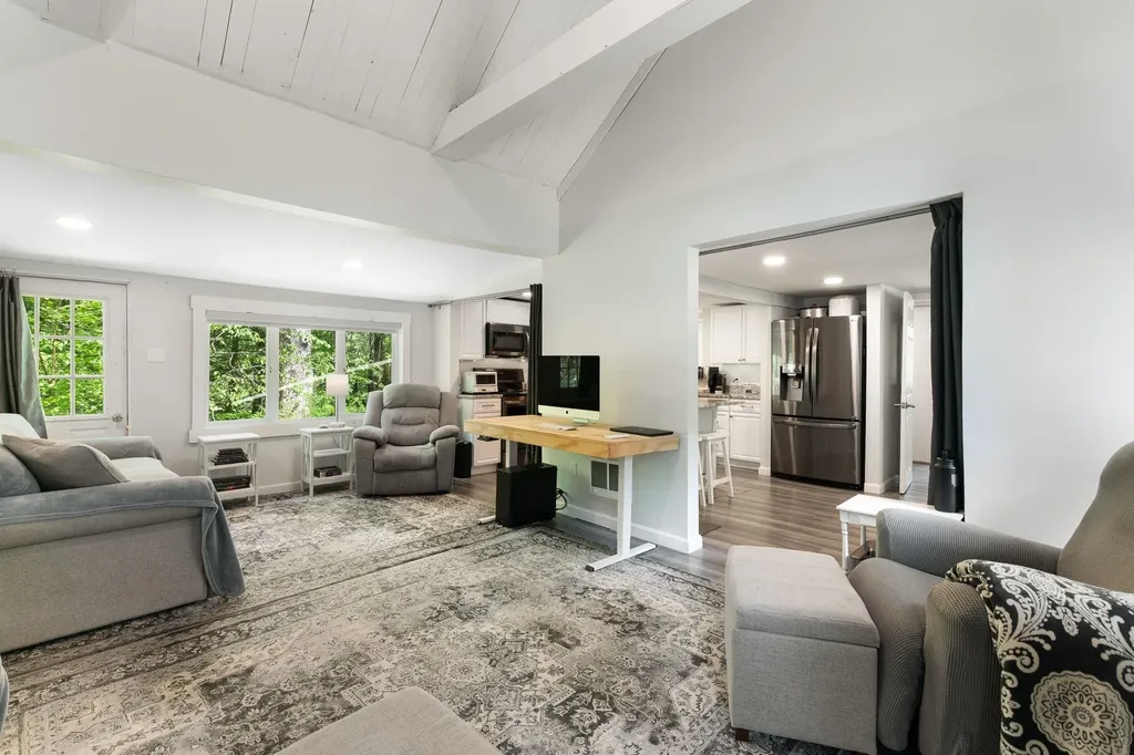 1644 Upper Dummerston Road Brattleboro VT 05301