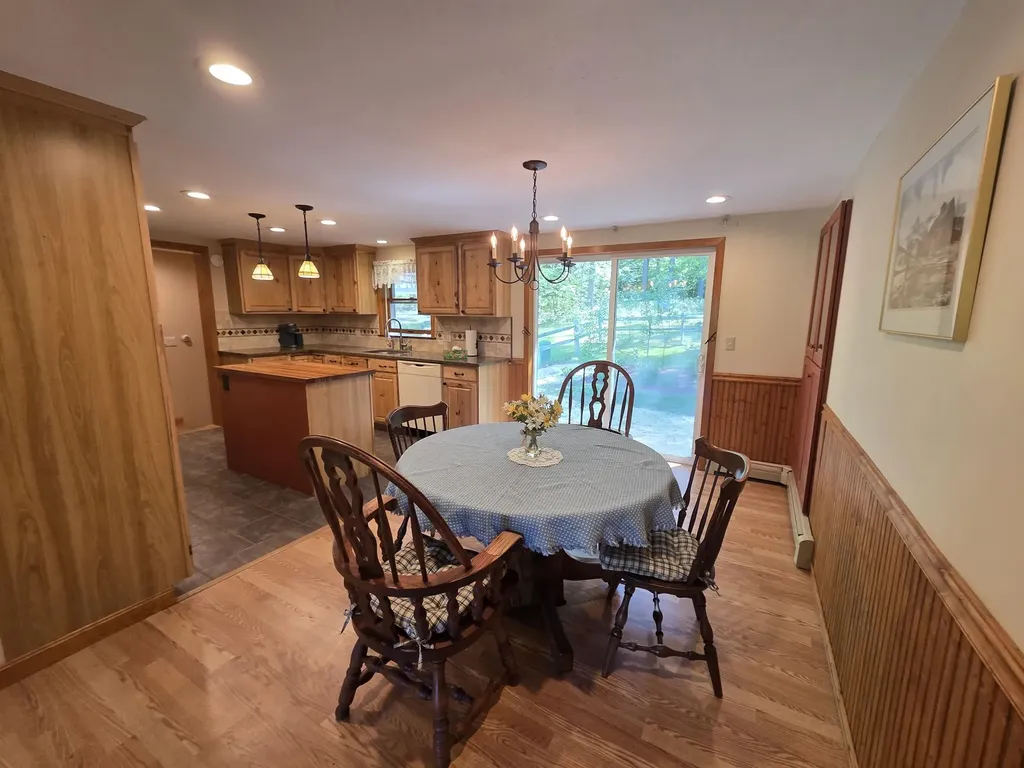 17 Kolbe Lane Enfield NH 03748