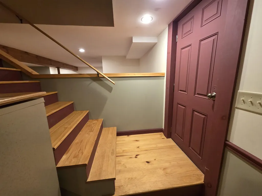 17 Kolbe Lane Enfield NH 03748