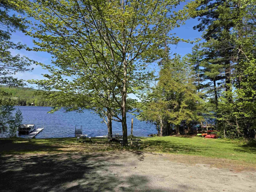 17 Kolbe Lane Enfield NH 03748