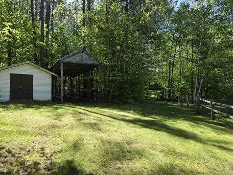 17 Kolbe Lane Enfield NH 03748