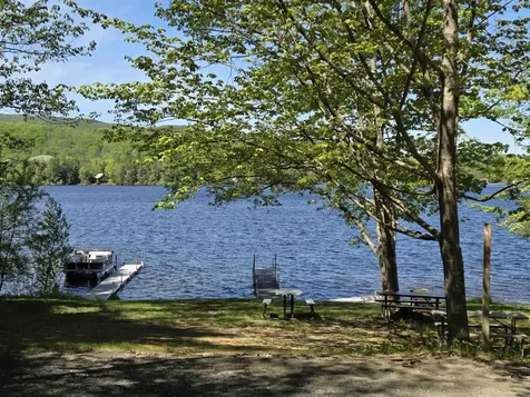 17 Kolbe Lane Enfield NH 03748