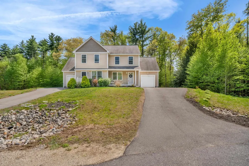 1 Kinsley Drive Newton NH 03858