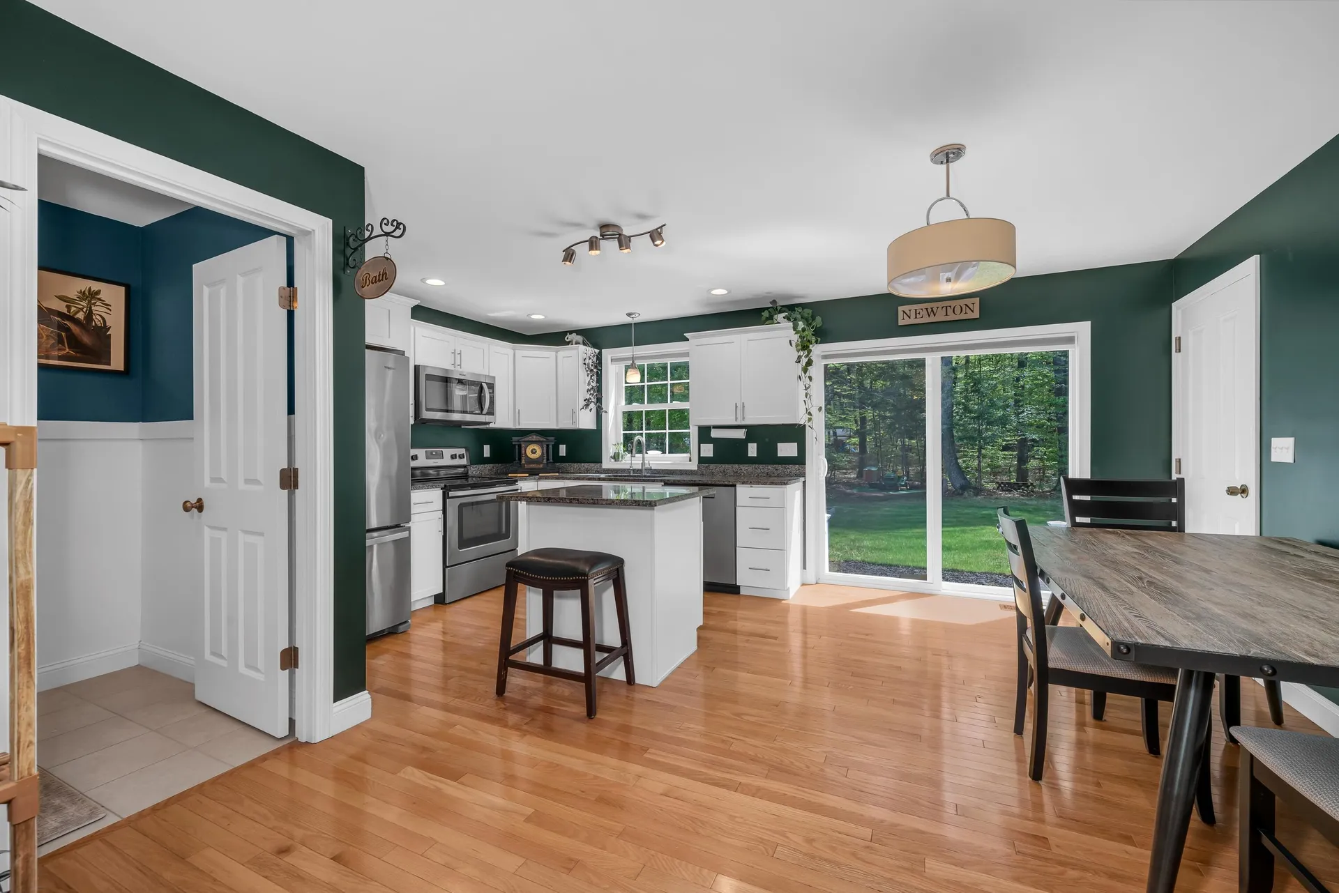 1 Kinsley Drive Newton NH 03858