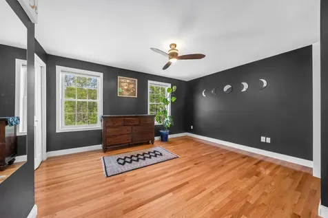 1 Kinsley Drive Newton NH 03858
