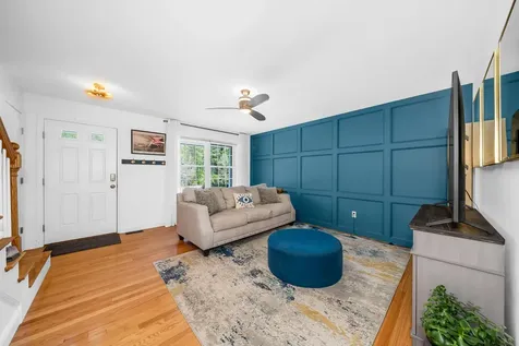 1 Kinsley Drive Newton NH 03858
