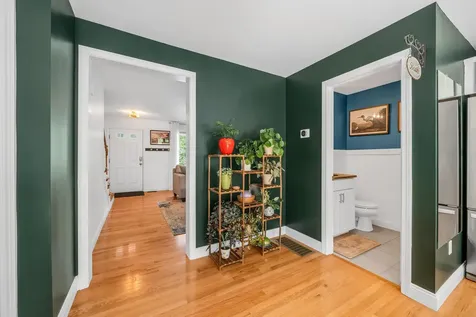 1 Kinsley Drive Newton NH 03858